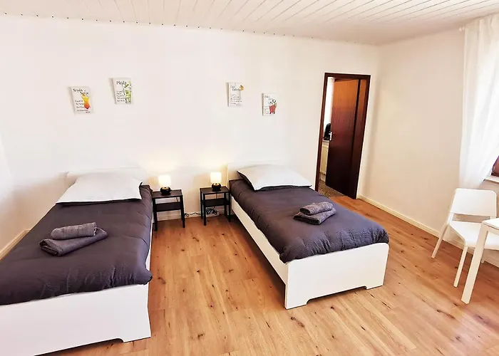 Fr13 - Modernes 1-zimmer-apartment Mit Balkon In Apartman *